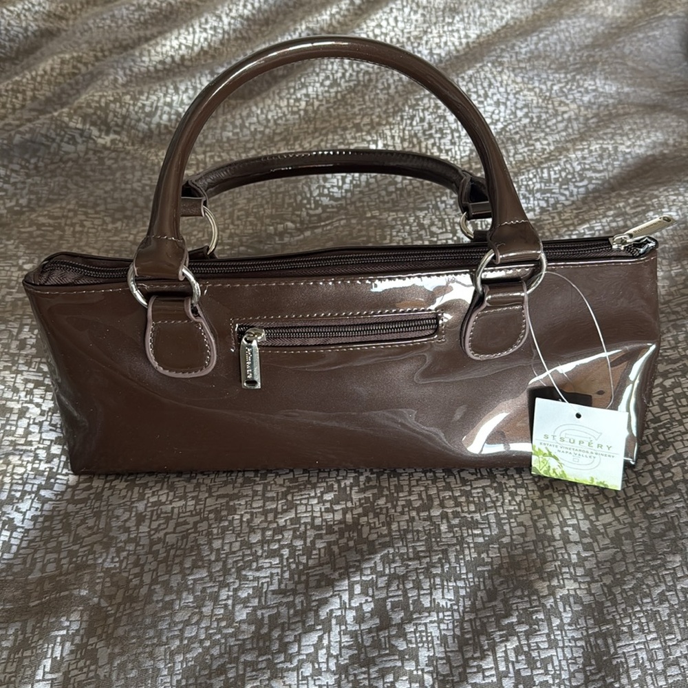 St Supery NWT Wine holder purse, fully insulated